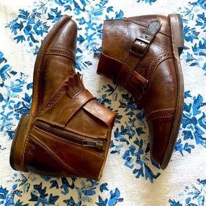 BED|STU DIPPER BOOTS IN RUSTIC TEAK BROWN LEATHER